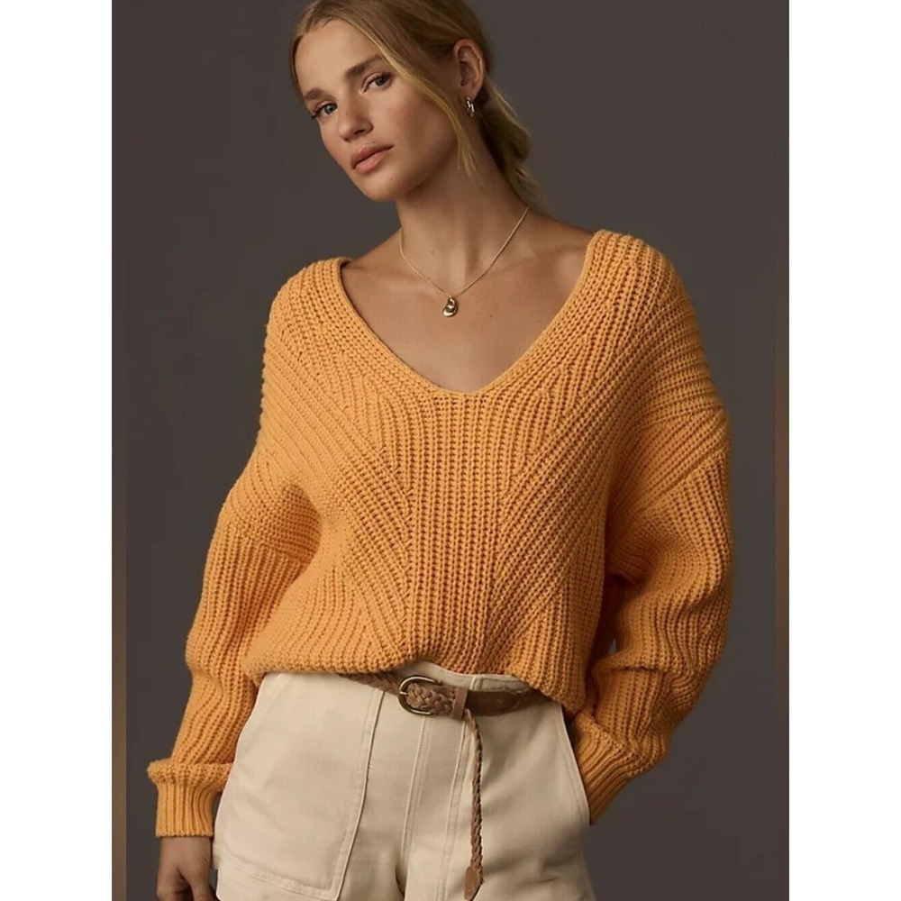 MAEVE BY ANTHROPOLOGIE V- NECK SCULPTED PULLOVER SWEATER. SIZE X- LARGE. ORANGE.